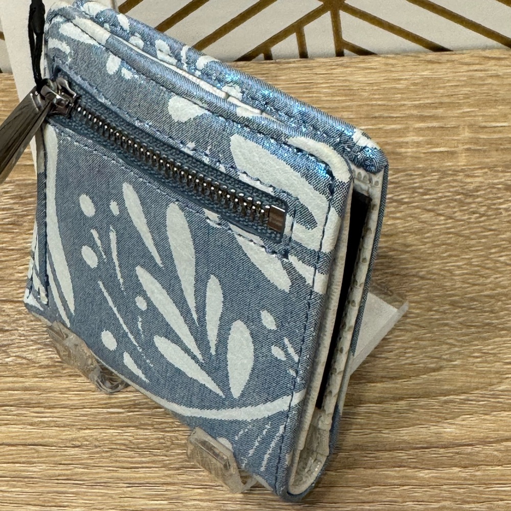 NWT Brahmin Jane Bellbottom Blue Lucent Wallet - Picture 4 of 15